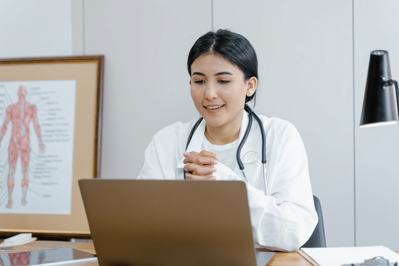7 Expert Tips to Start Your Nurse Practitioner Telemedicine Practice